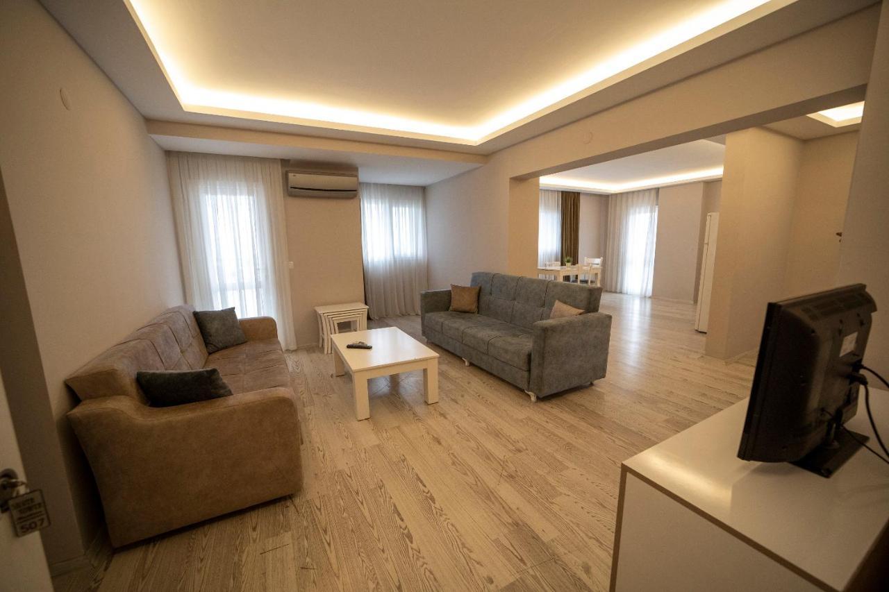 Silver Tower Aparthotel 2*